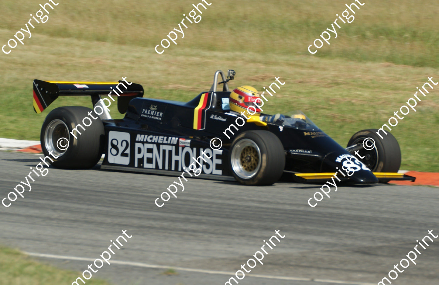 82 Peter Kernick Maurer BMW MM82 (20)