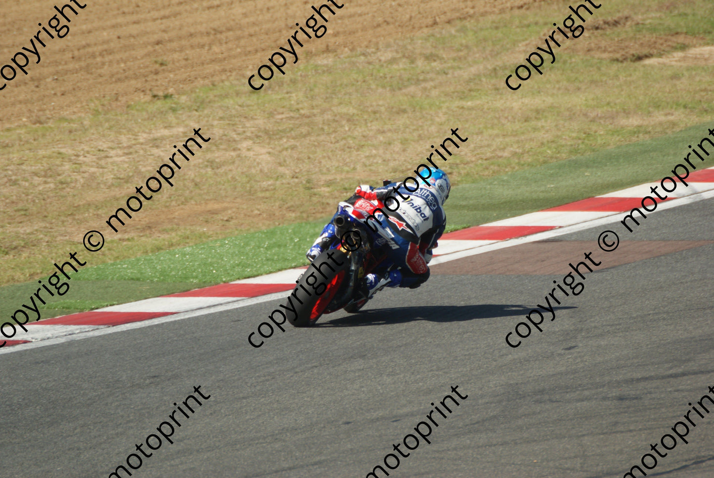 Checa 14-15 May (111)