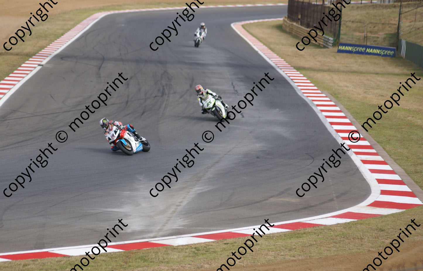 Haslam Rea 16-5 DSC09590 crop fence