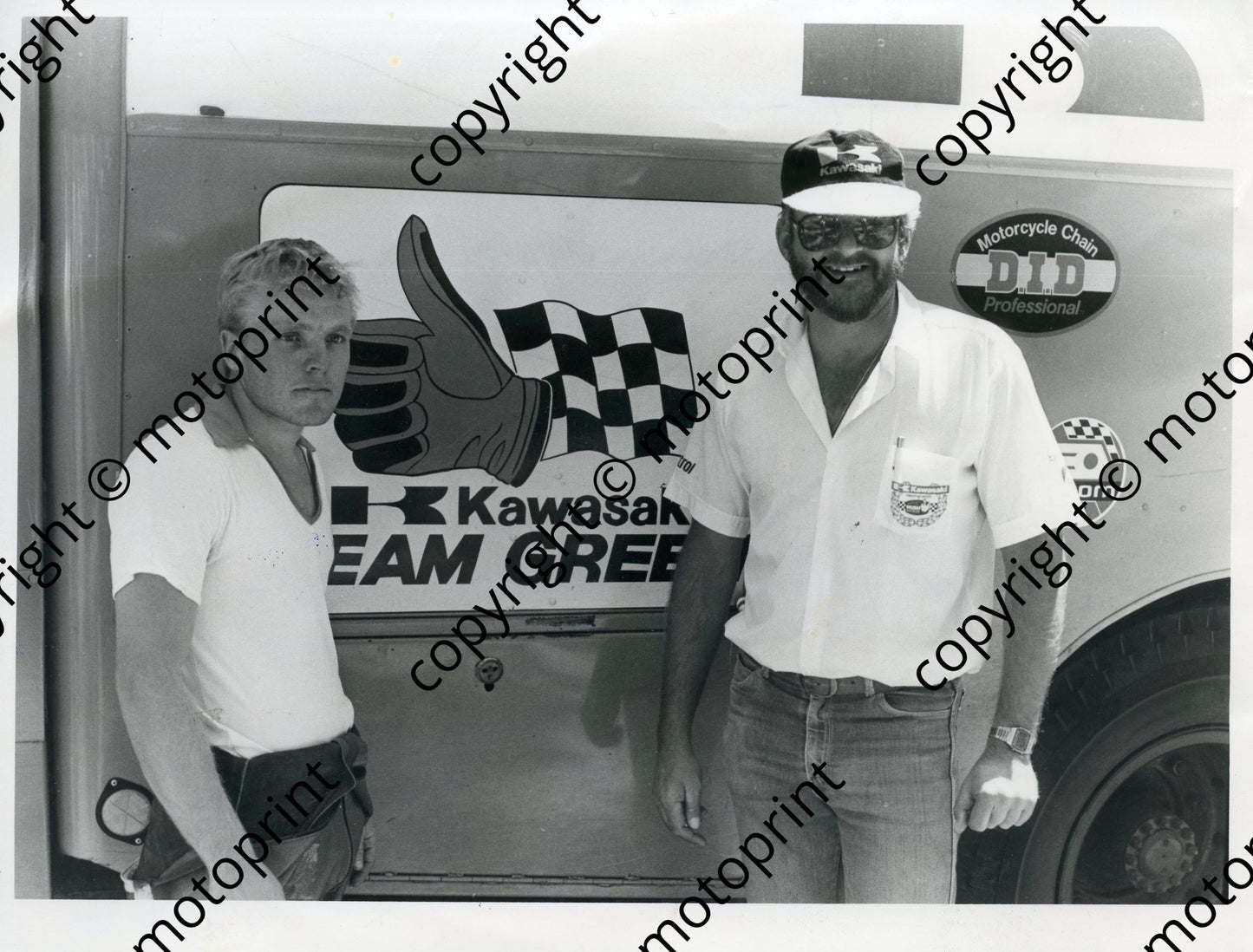MC 1985 Dave Johnston left Kawasaki 575 class Yashica series 144