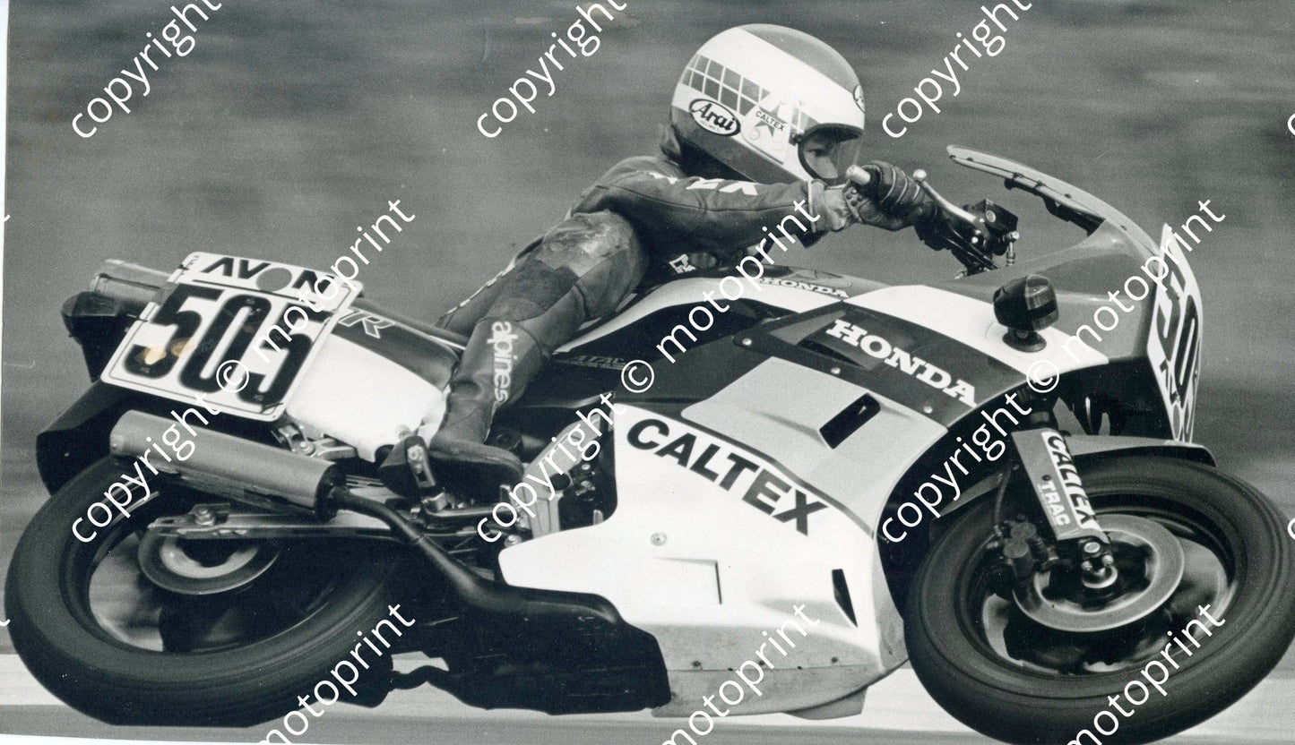 MC 1986 Avon series R Petersen 194