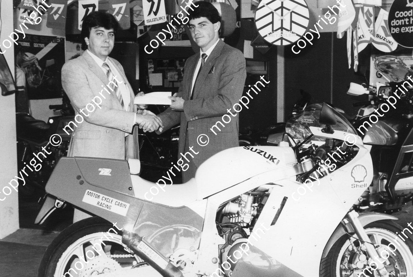 MC 1987 Philip Tracer Eugene van Aswegen right Suzuki 264