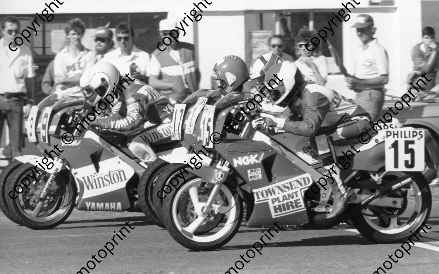 MC 1988 Philips Tracer 15 Spencer, 17 Crooks, 9 Wood 003