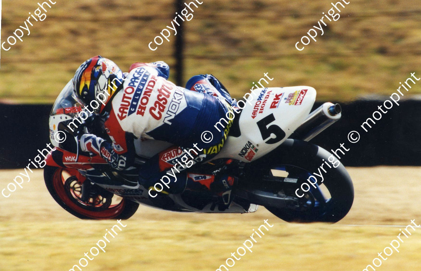 MC 1999 G van Breda Honda 246