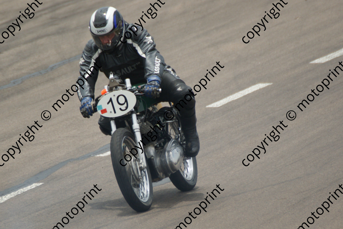 MC 19 De Beer Royal Enfield 29 Jan Zwartkops (97)