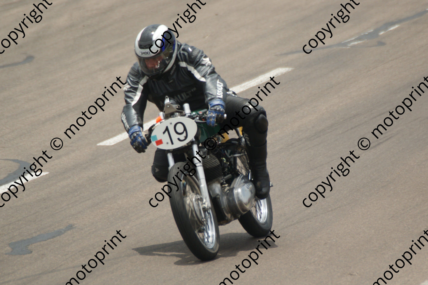 MC 19 De Beer Royal Enfield 29 Jan Zwartkops (98)