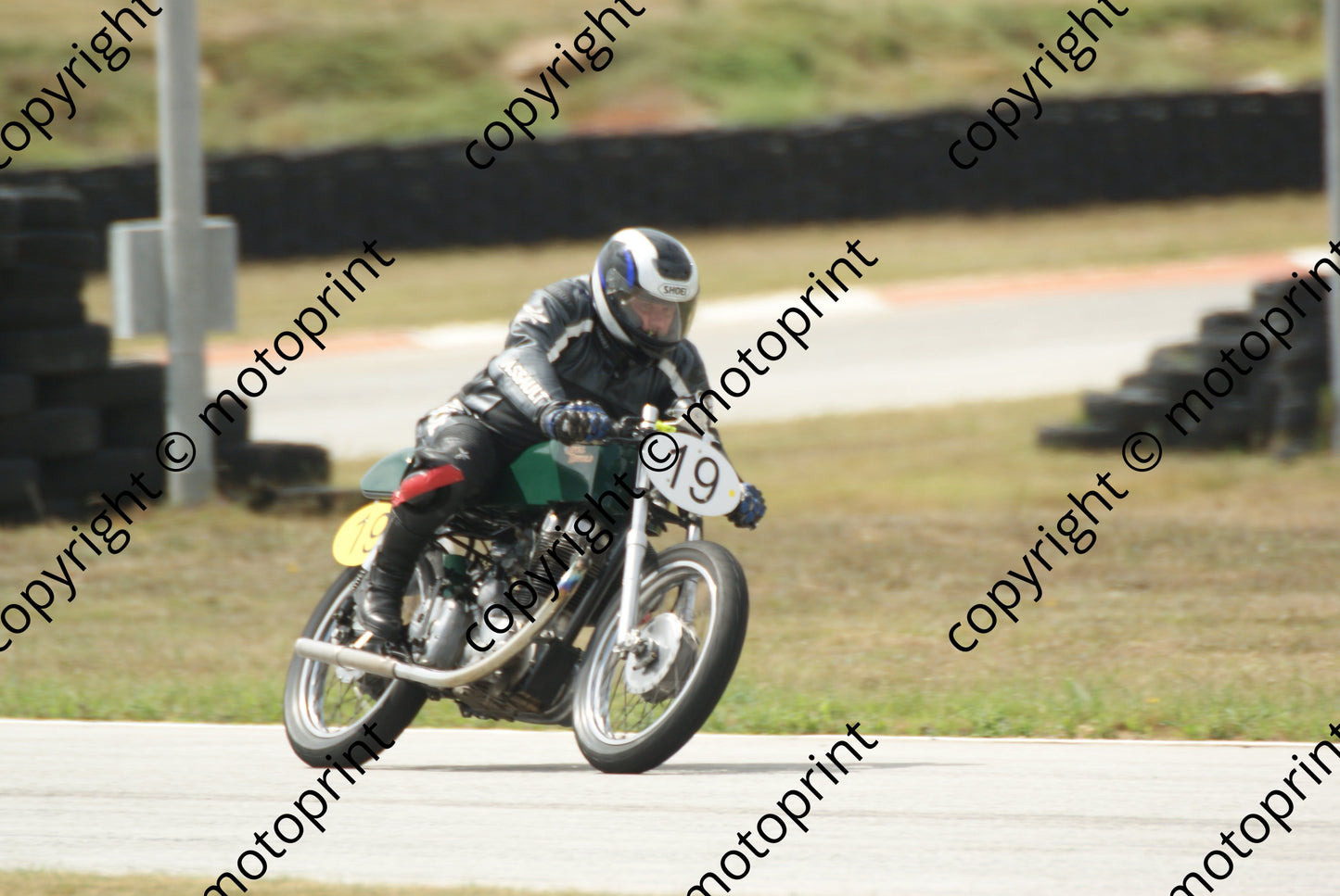 MC 19 Dion De Beer Royal Enfield 21 Jan Aldo Scrib (107)
