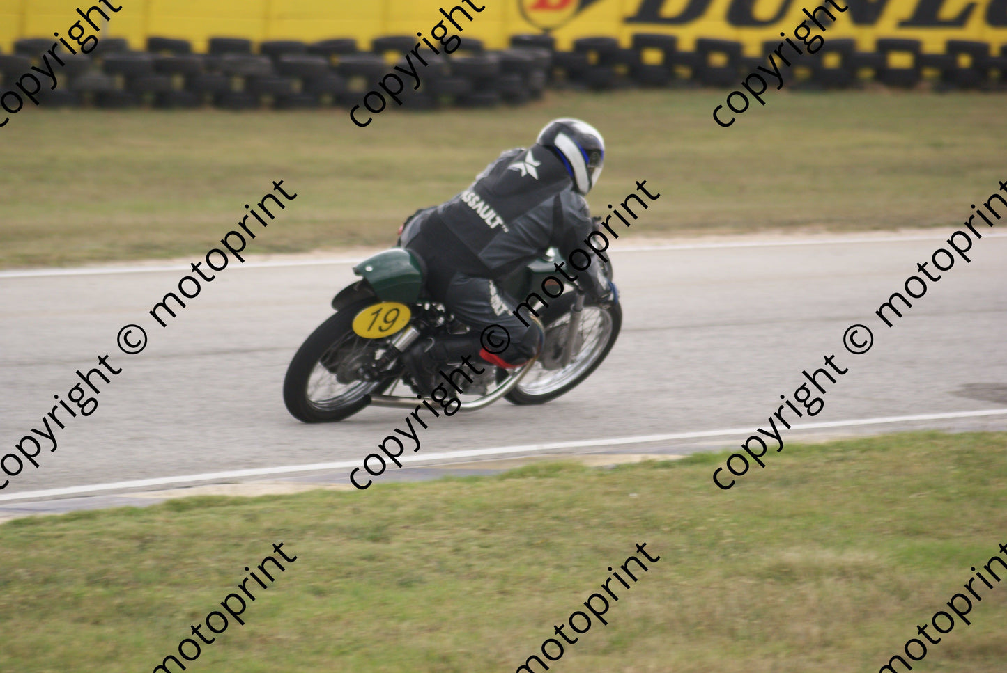 MC 19 Dion De Beer Royal Enfield 21 Jan Aldo Scrib (56)