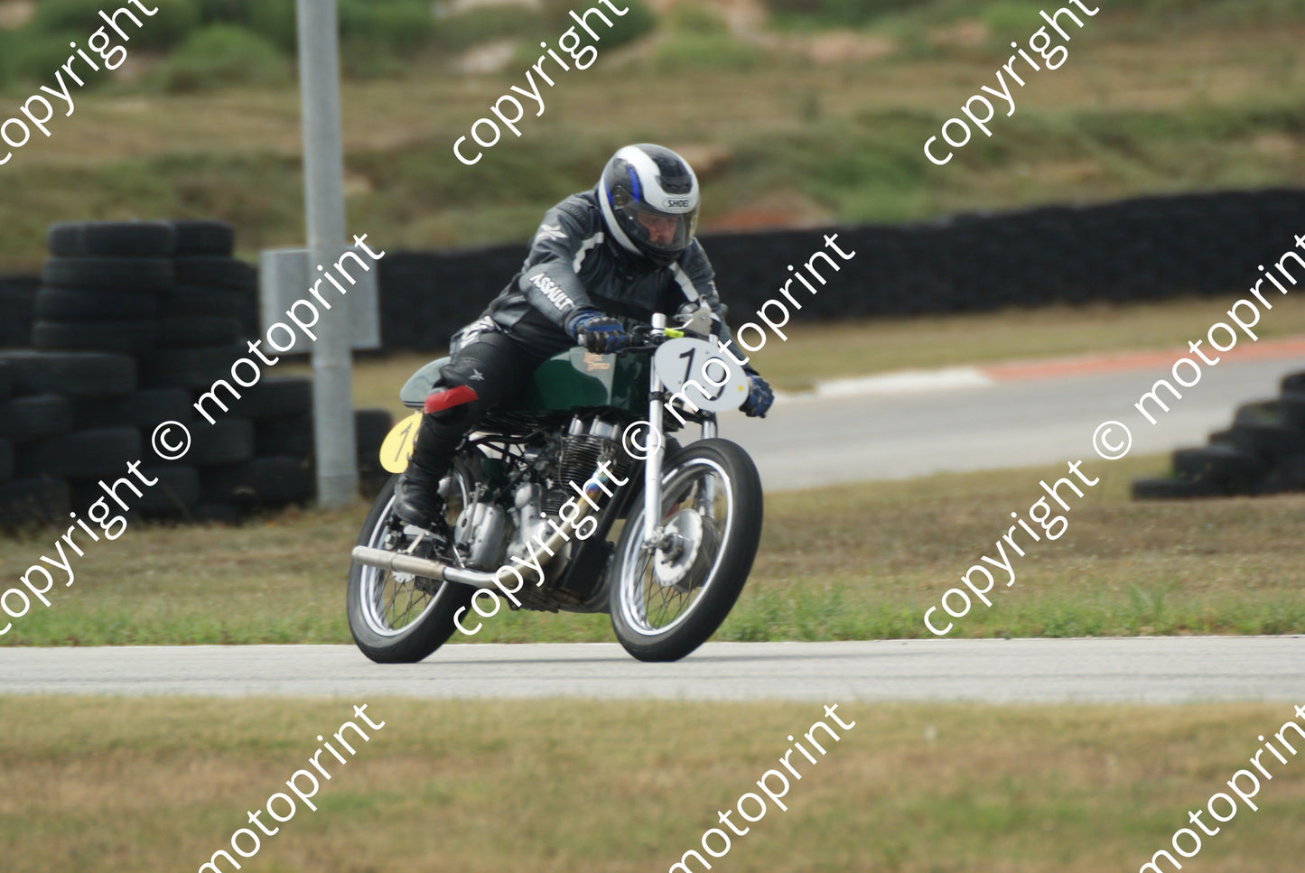 MC 19 Dion De Beer Royal Enfield 21 Jan Aldo Scrib (99)