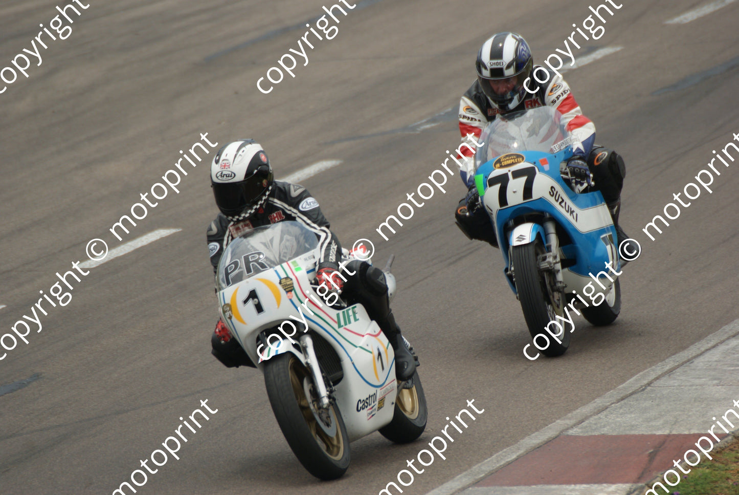 MC 1 Phil Read Suzuki 77 van Breda Suzuki 29 Jan Zwartkops (113)
