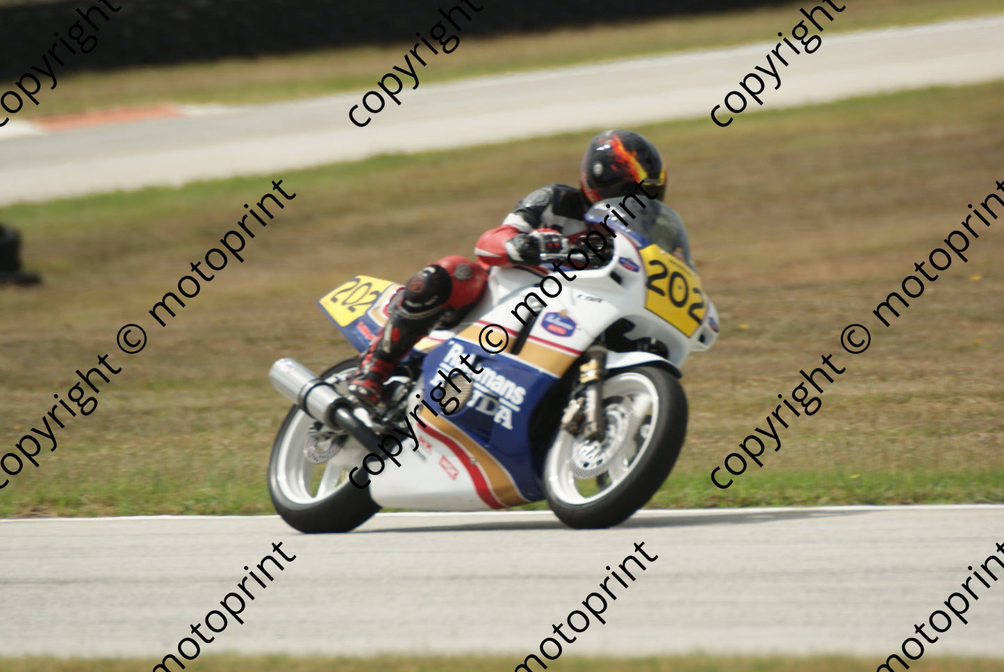 MC 202 Tiffany Honda VFR400 21 Jan Aldo Scrib (106)