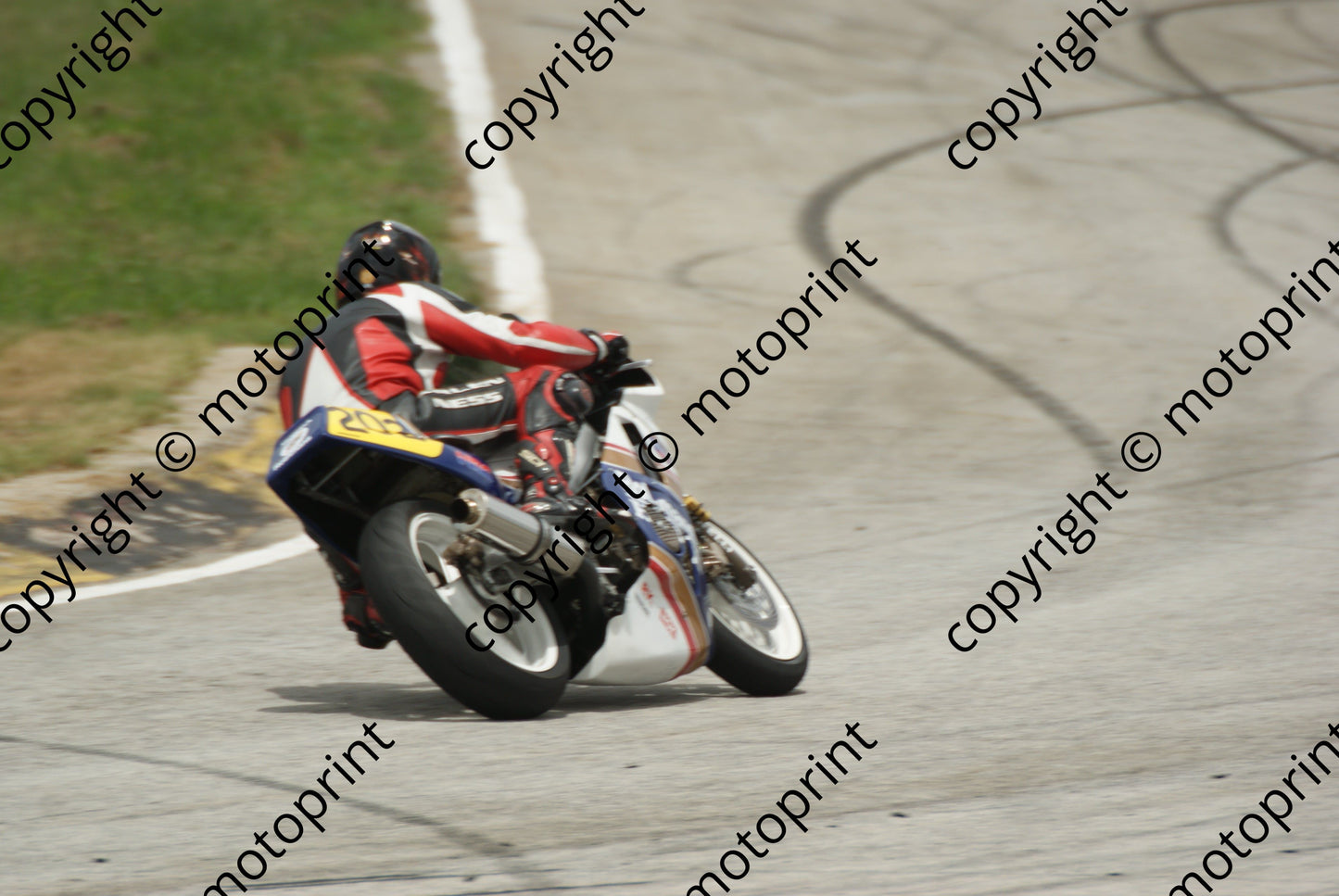 MC 202 Tiffany Honda VFR400 21 Jan Aldo Scrib (174)