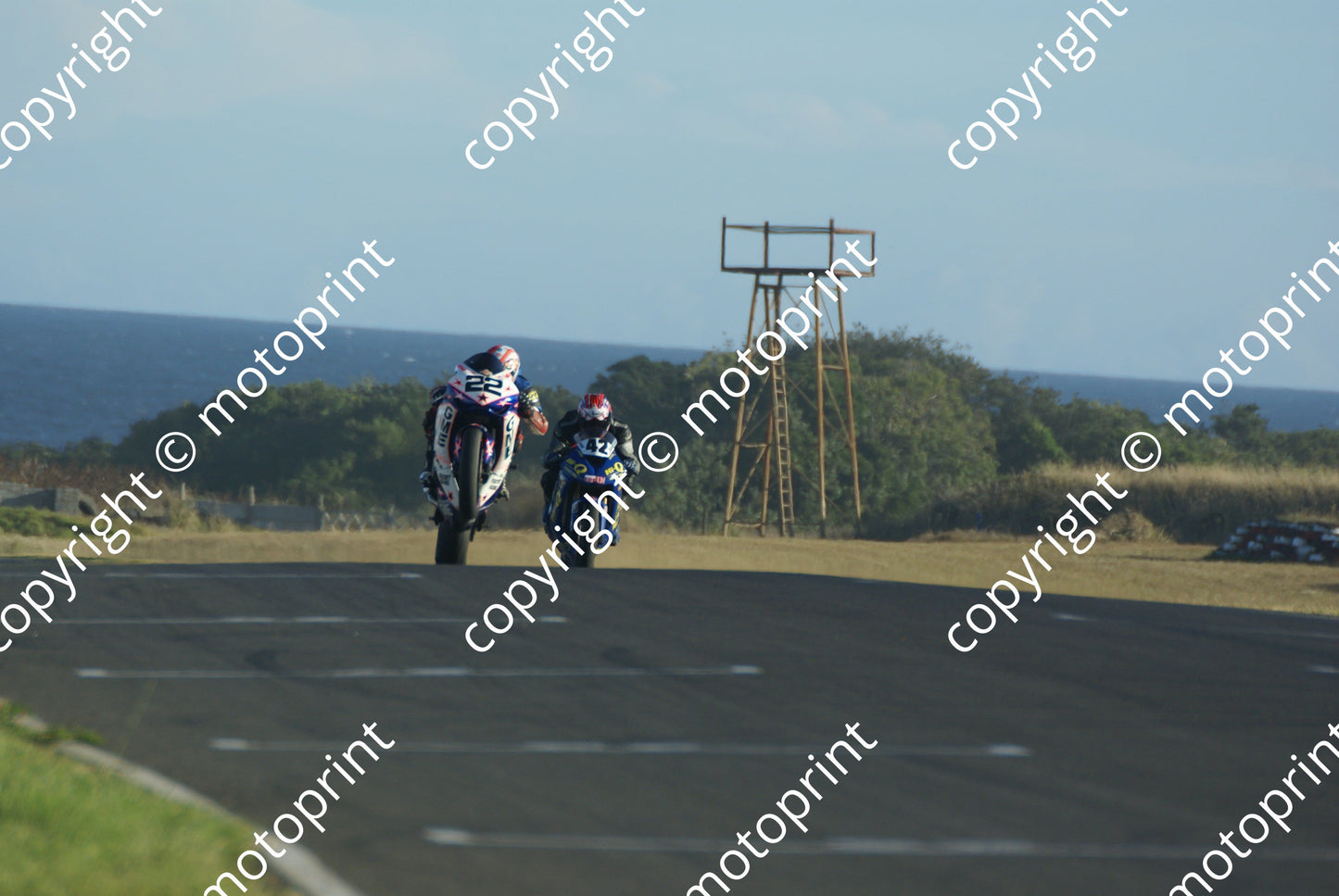 MC 22 wheelie 42 DSC08383