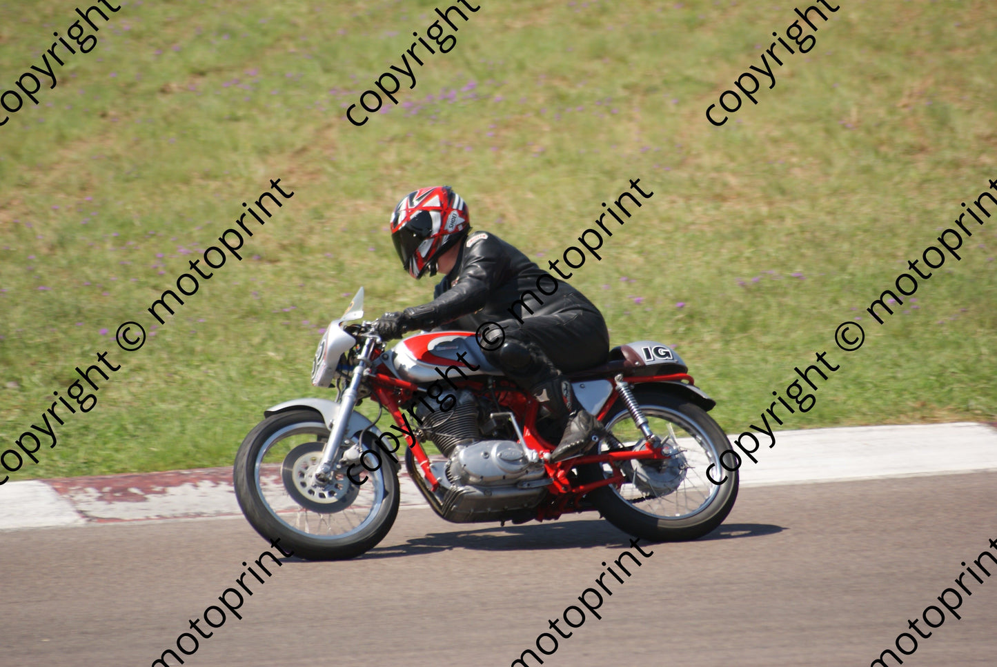 MC 35 IG Cox check Sunday DSC08548