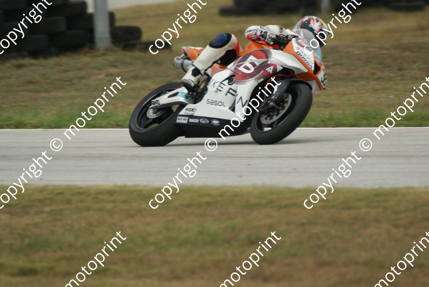 MC 38 Isaacs Honda CBR600 21 Jan Aldo Scrib (220)