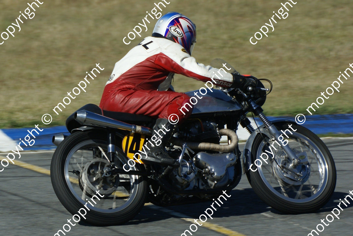 MC 44 (144) Annetts RACE DSC08092