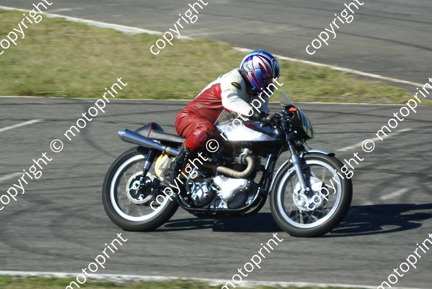 MC 44 (144) Annetts RACE DSC08102