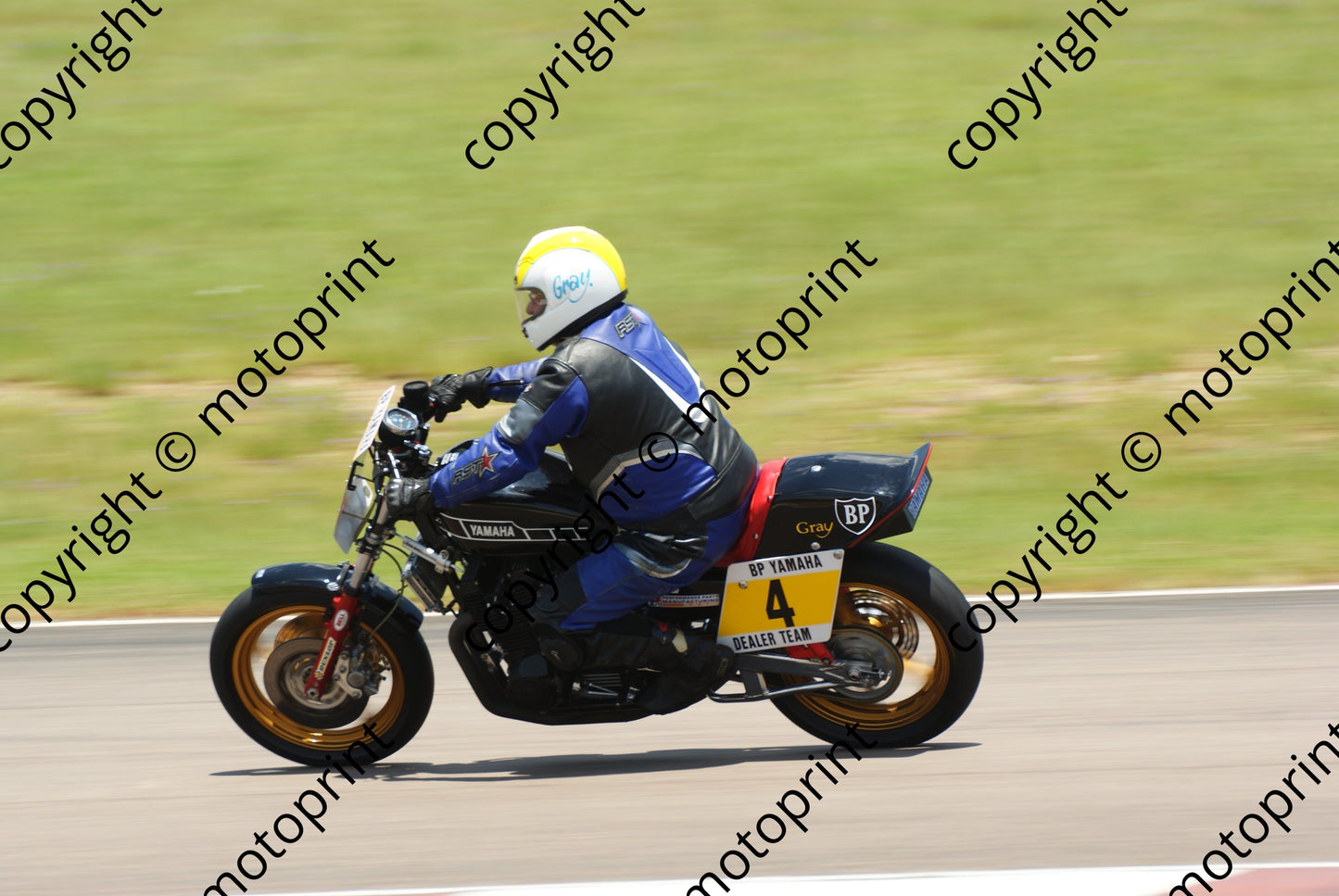 MC 4 Gray Sunday DSC08681