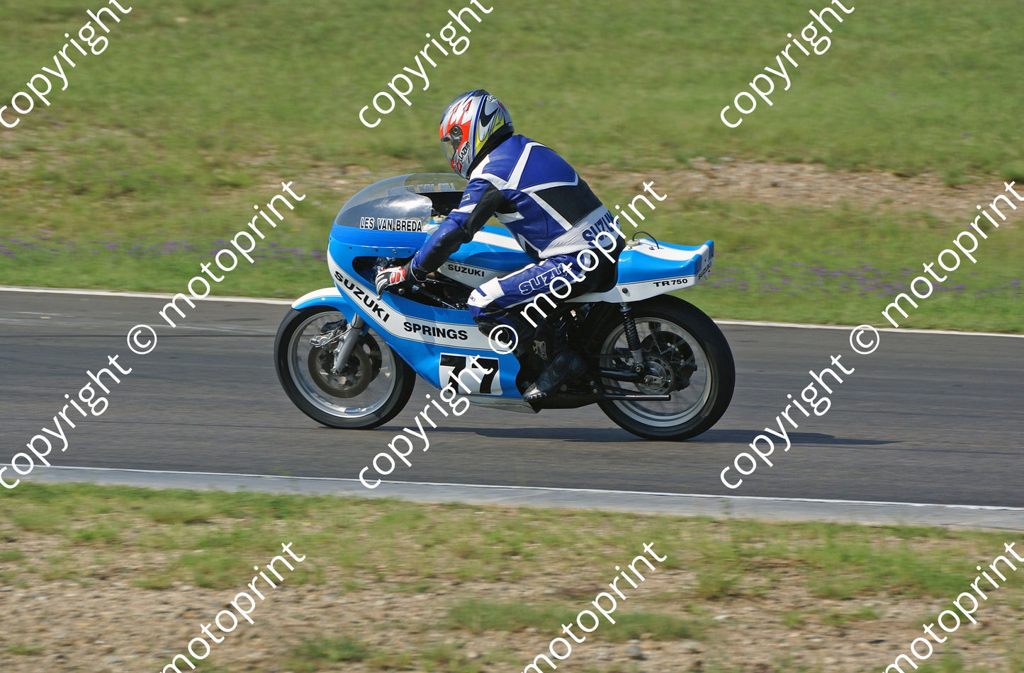 MC 77 Suzuki TR 750 Les Van Breda DSC02191