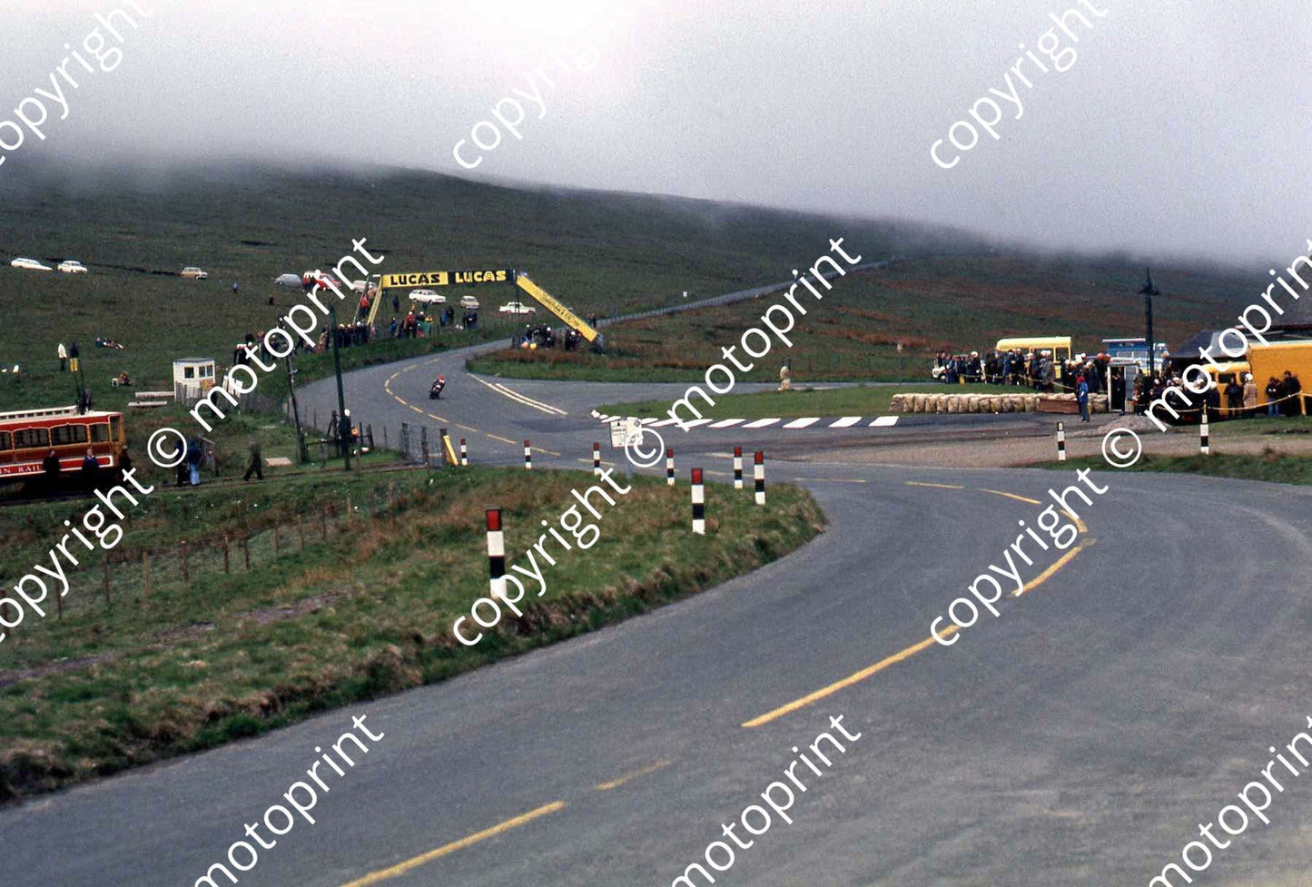 MC Bungalow mist note electric tram