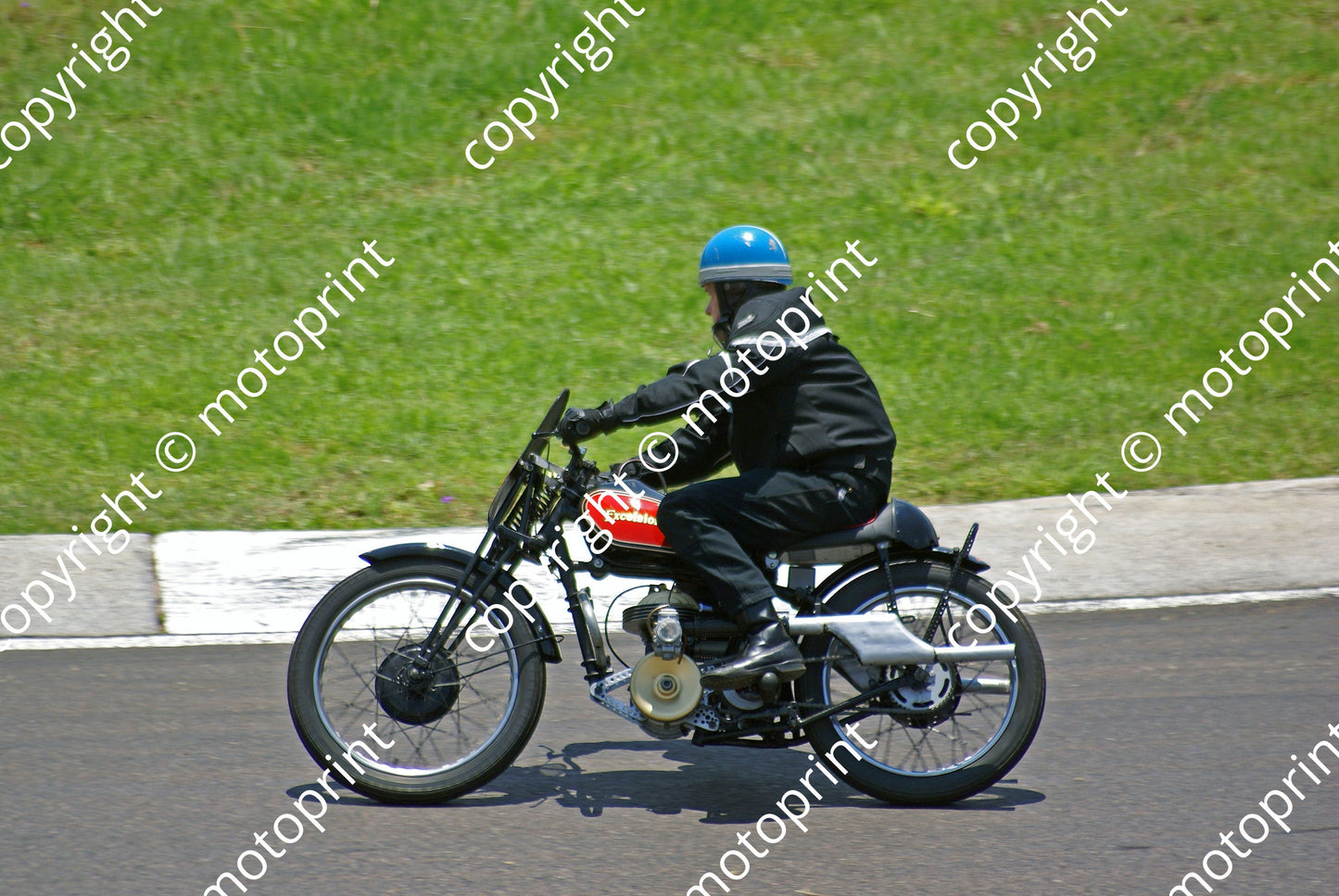 MC D-J Excelsior DSC02462