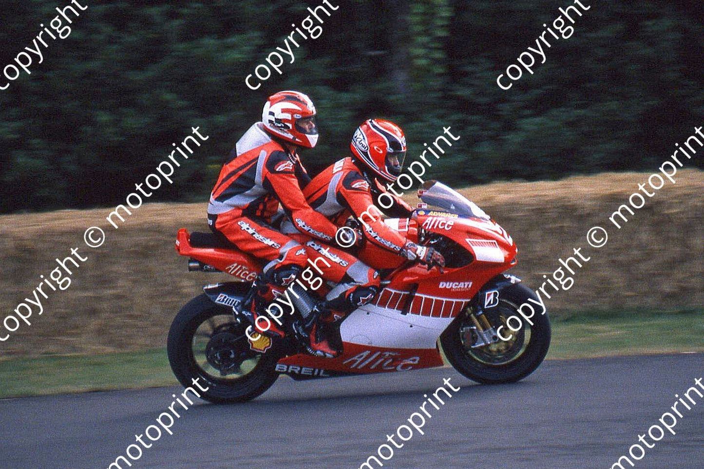 MC Ducati Desmosedici Mamola 4