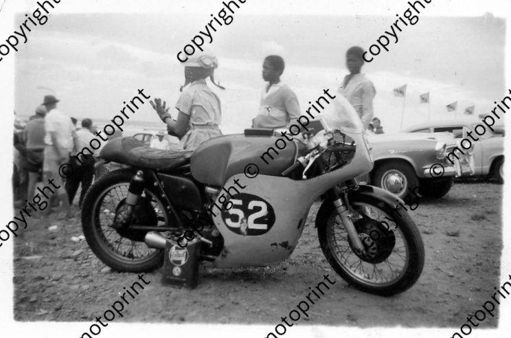 MC Duncan_s G45 Matchless PE 200