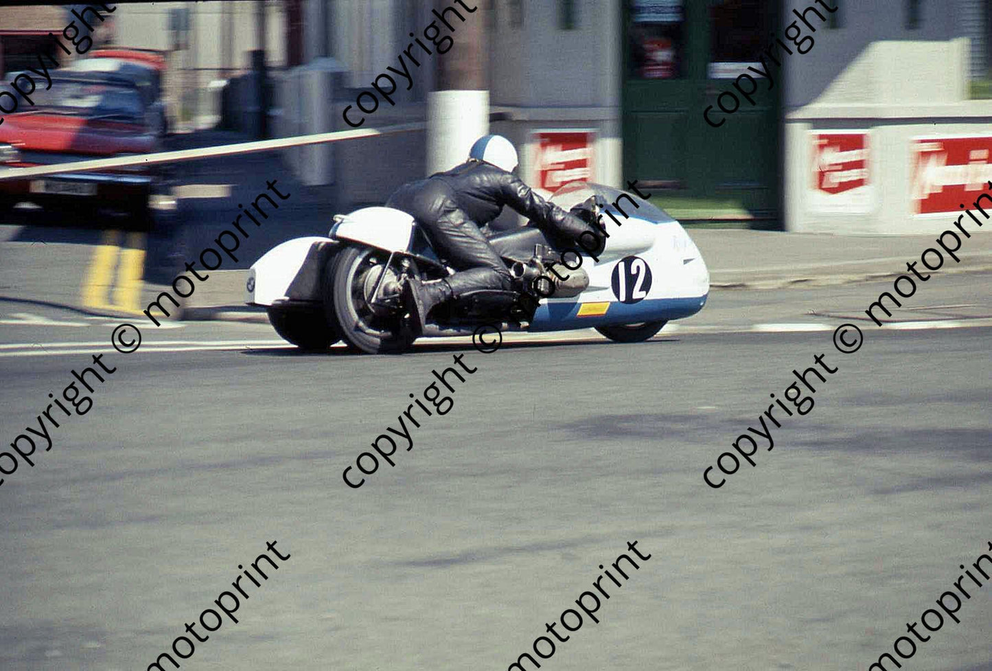 MC Dutton, Wright BMW