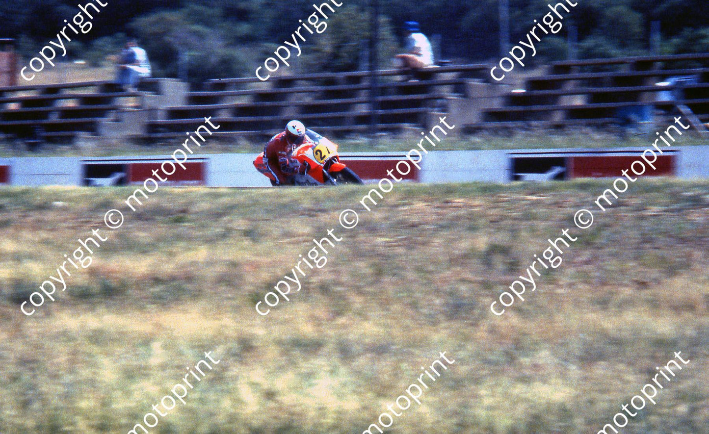 MC Lawson Yamaha Kink