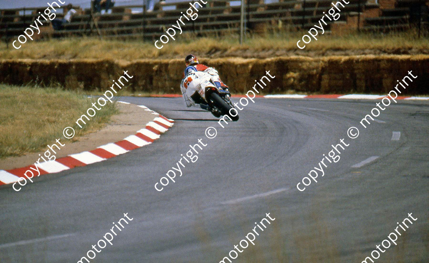 MC Mertins Yamaha Jukskei rear view 1