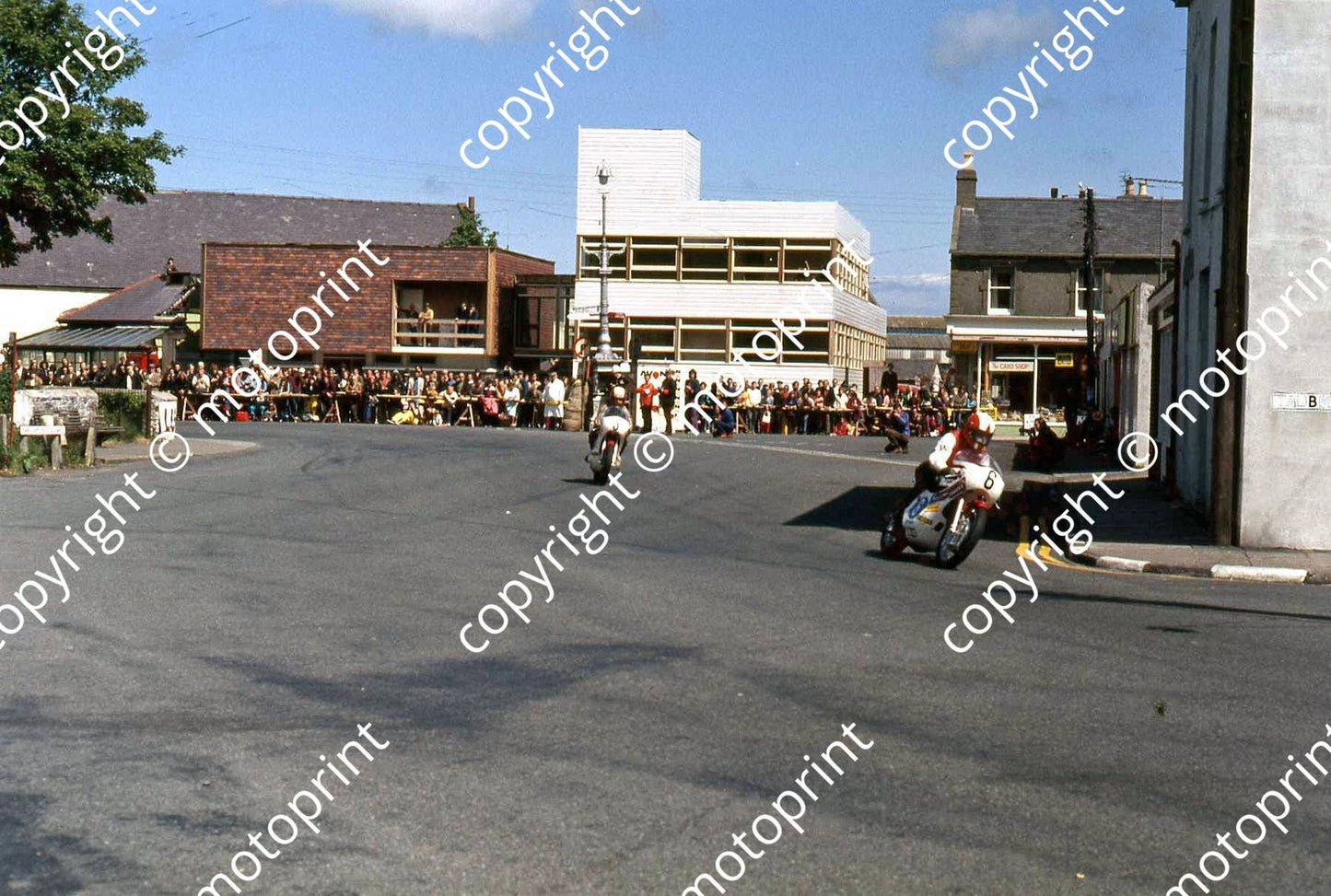 MC Parliament Square Junior