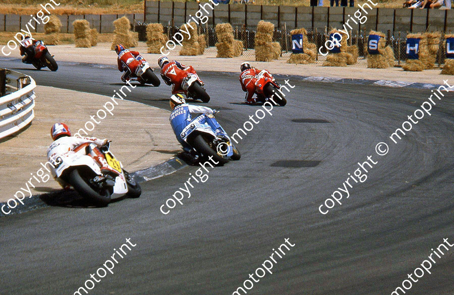 MC Rear view 500 group, Roche, Fontan, Roberts, Lucchinelli, check, Ferrari