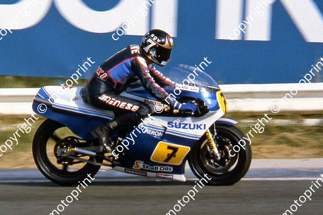 MC Sheene Suzuki 2