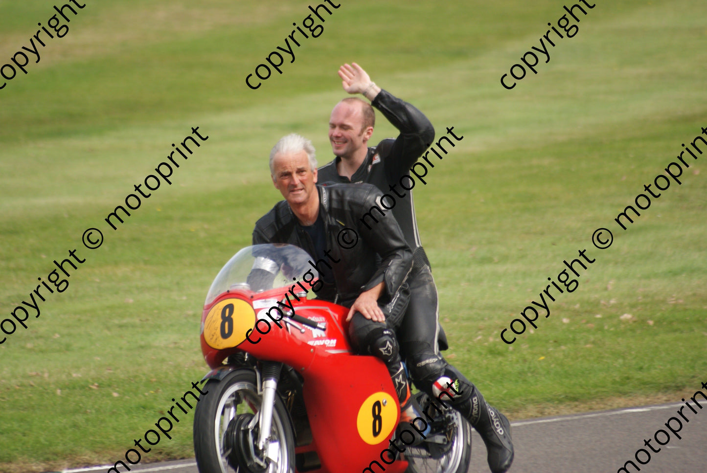 MC 8 Matchless G50 Scott Smart, John Leigh-Pemberton(18)
