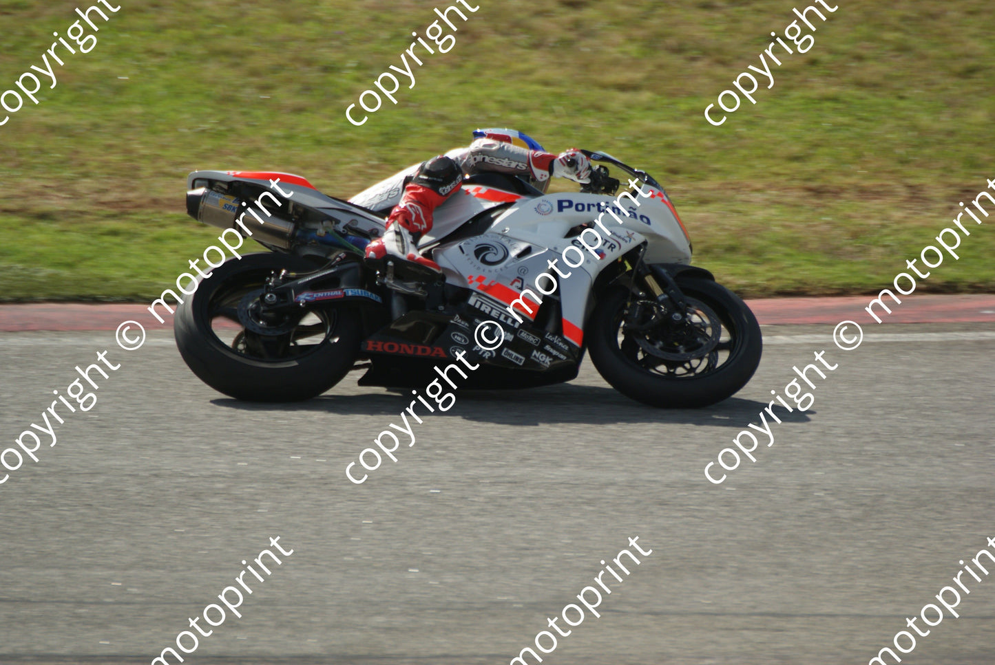 MC Laverty (472)