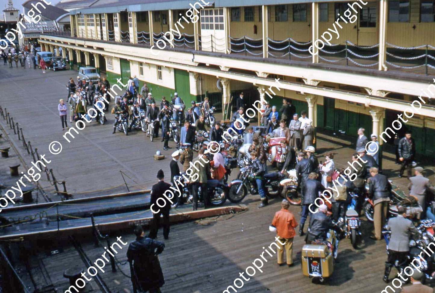 MC Loading IOM ferry
