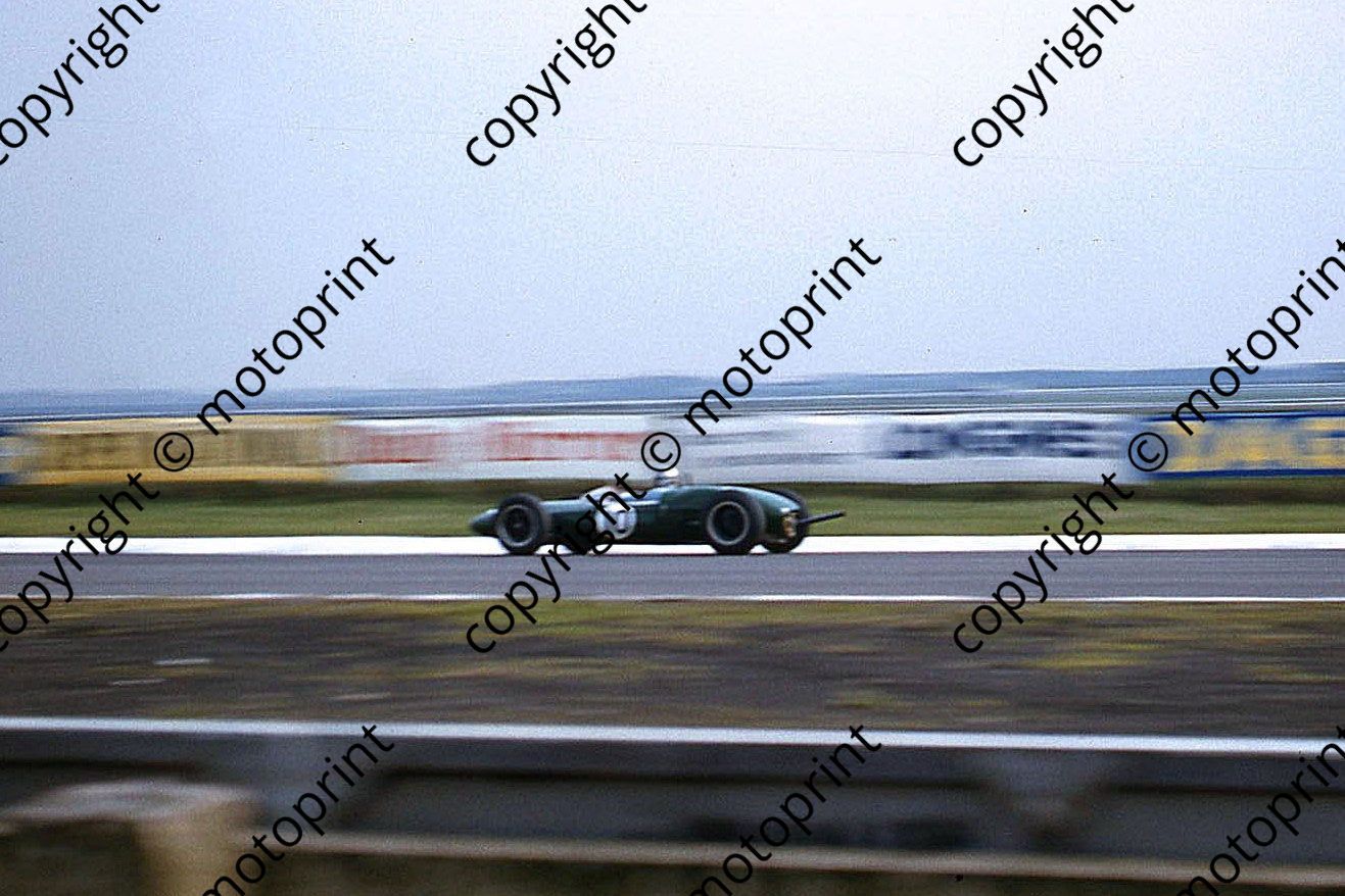 MP126 SS Jack Brabham Lotus 21 cropped