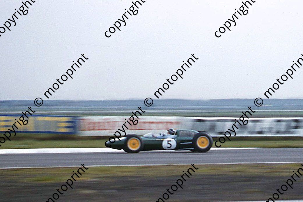 MP128 SS Jim Clark Lotus 24 cropped