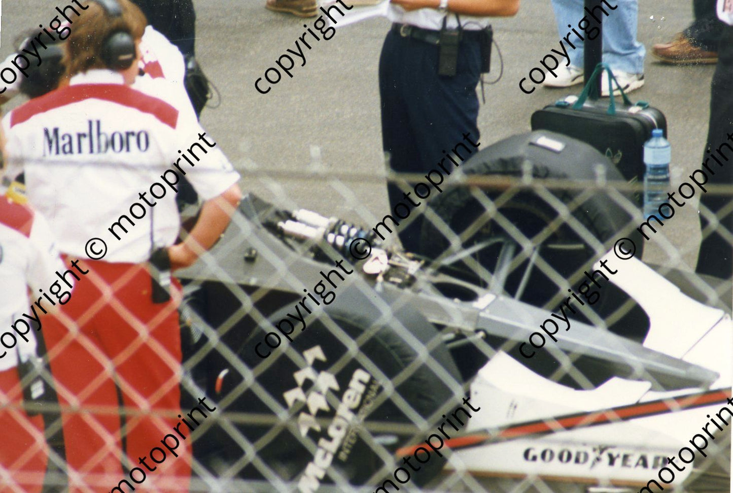 McLaren MP4 6b front end detail