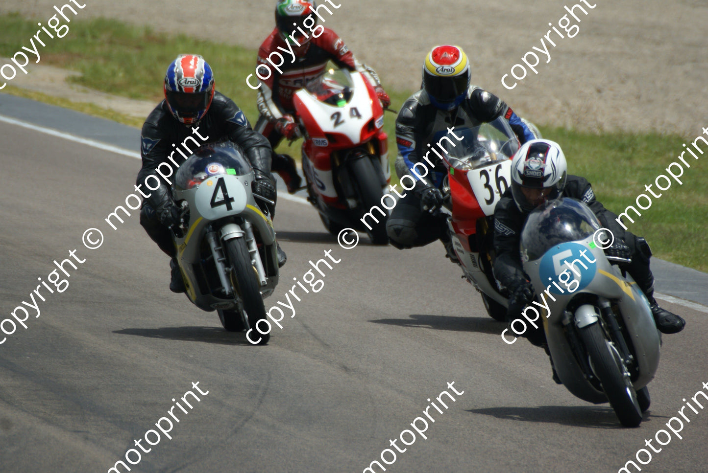 Nakamura, Honda #4, Petersen (Dave) Walker Ducati DSC06547