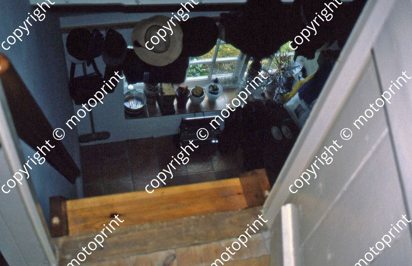 P Down the staircase