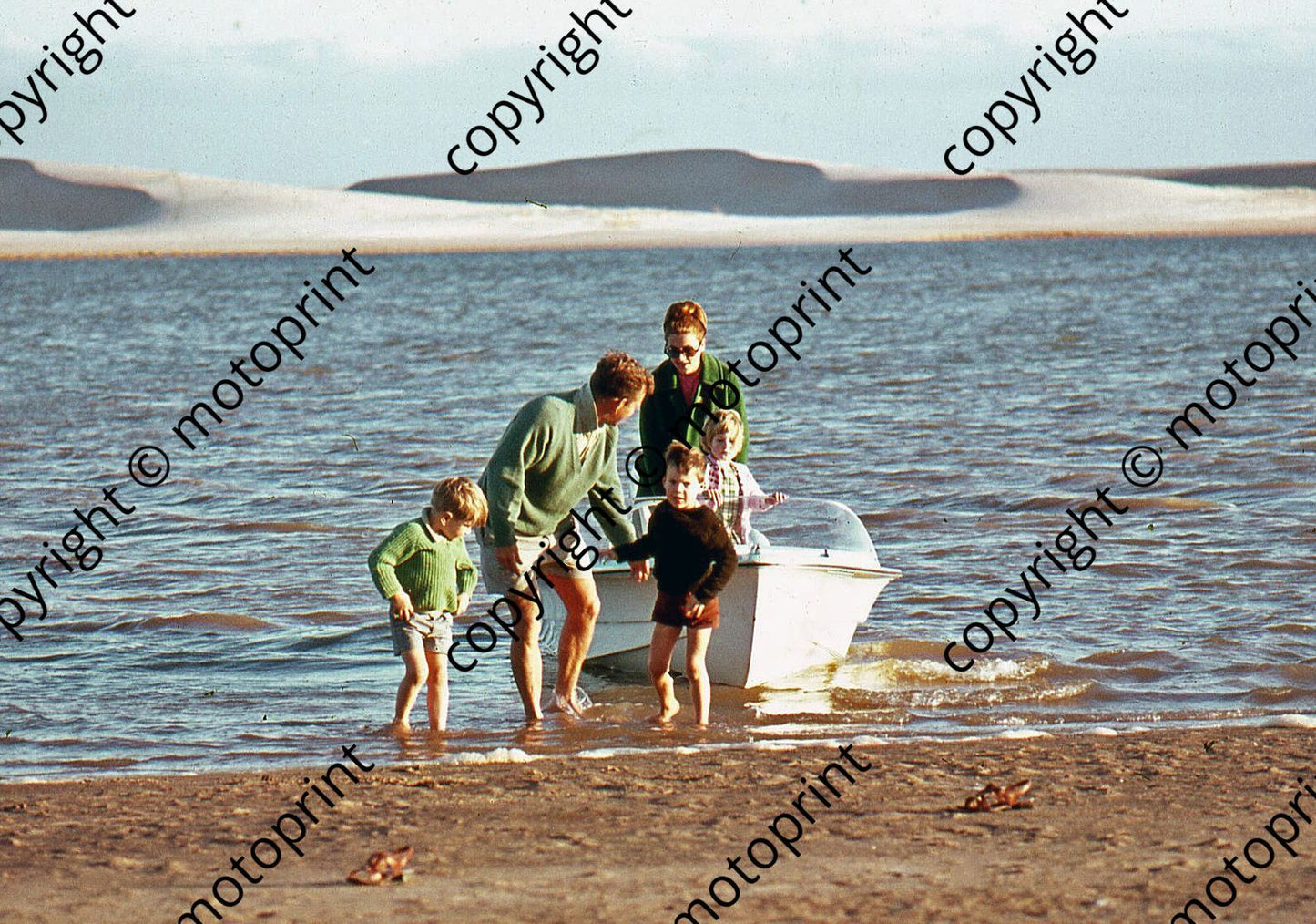 P Gamtoos beach test Foster family, Mrs Mink check
