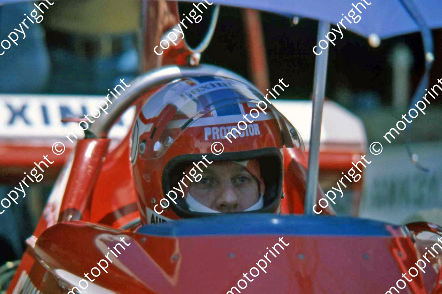 P Ian Scheckter under shade ready to go