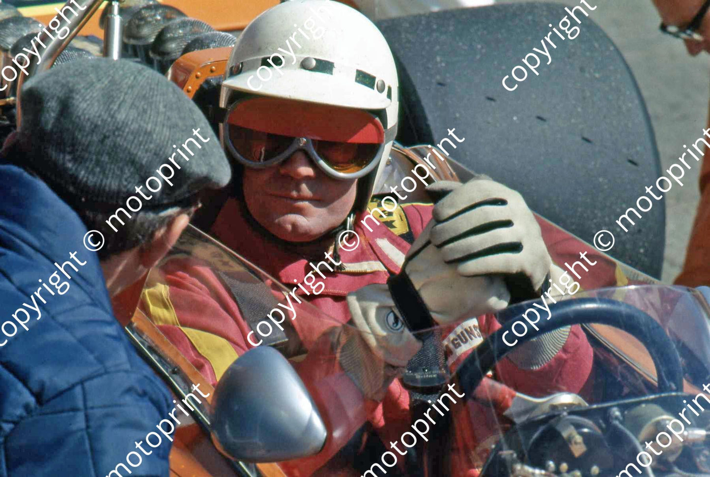 P Love in car chilly winter meeting