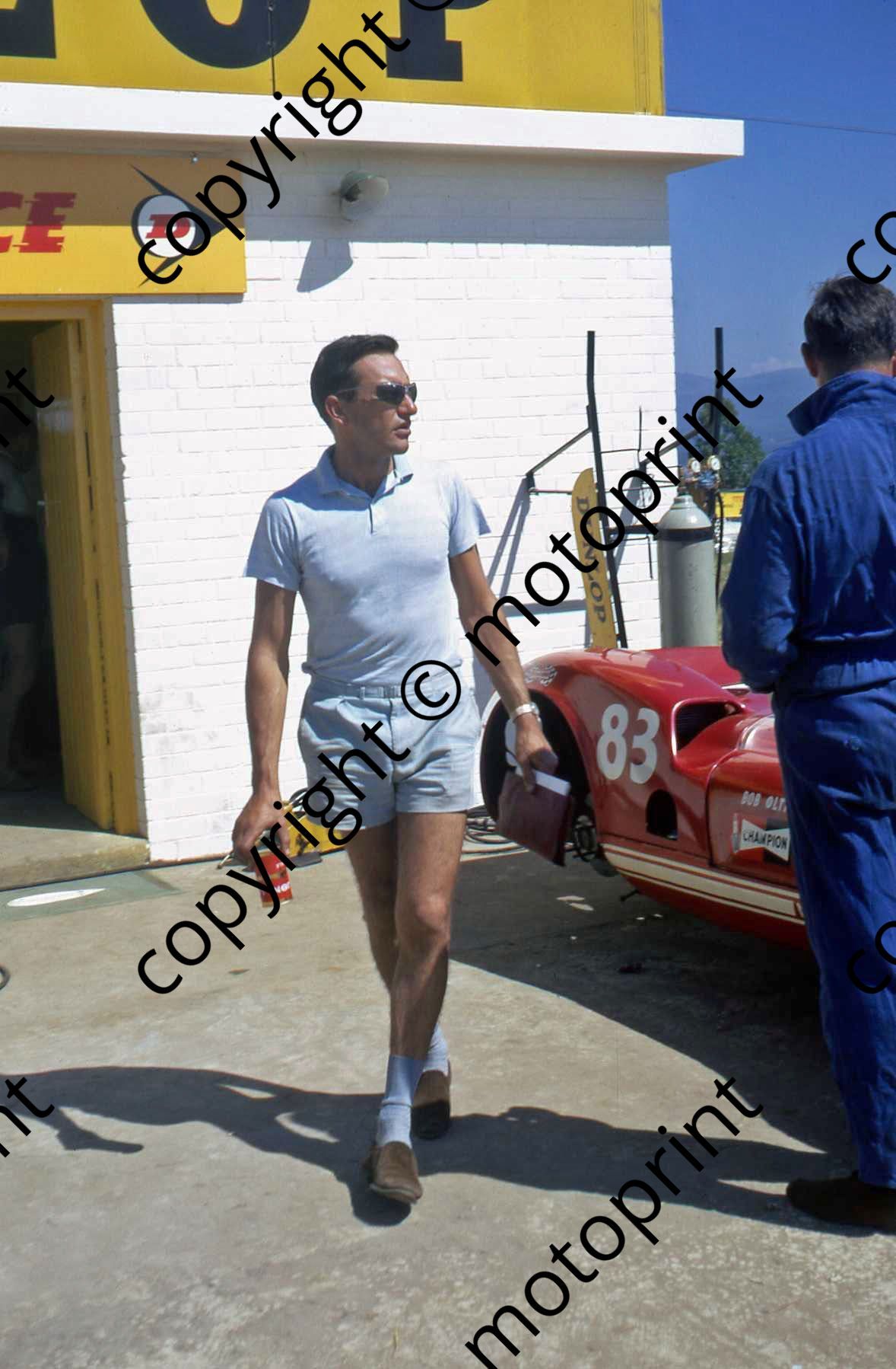 P Olthoff casual Roy Cox to right