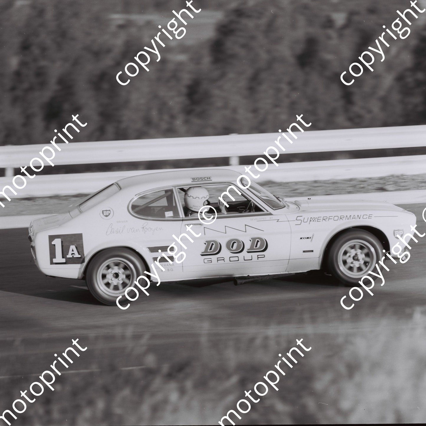 SL 1971 Kyalami B van Rooyen Capri Perana (8)