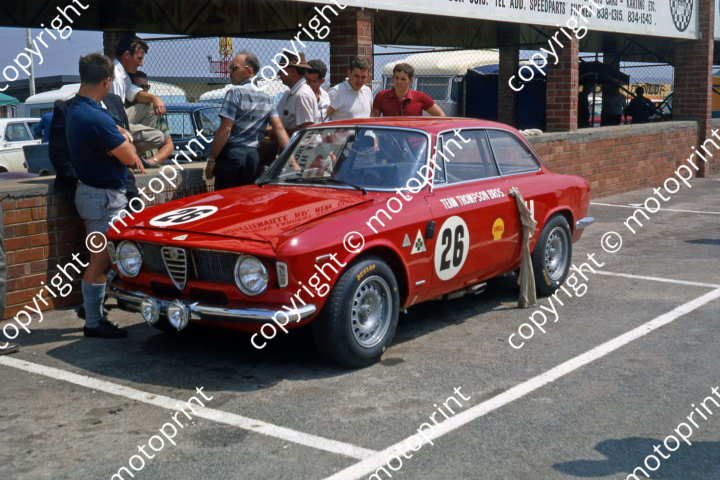 SL Alfa GTA in pits Team Thompson B Van Rooyen Wicks 600 dpi