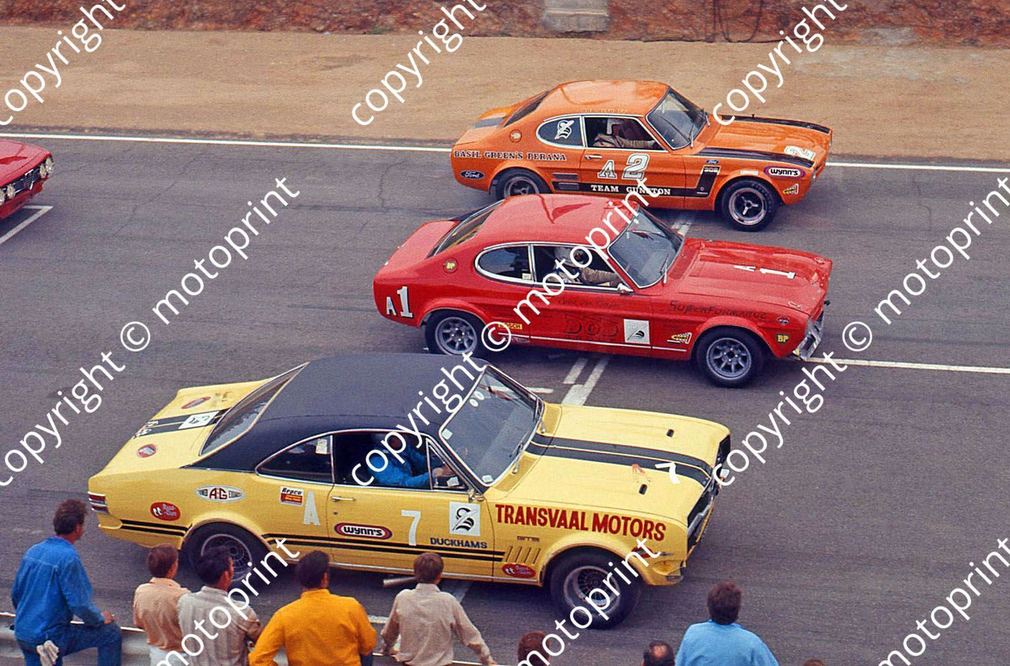 SL Big saloons start, Marais Monaro, Van Rooyen Capri, Olthoff Gunston Capri 2