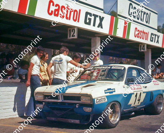 SL Chev V8 Giovannoni, B Van Rooyen, Brough McLeod team manager ear protectors 1973