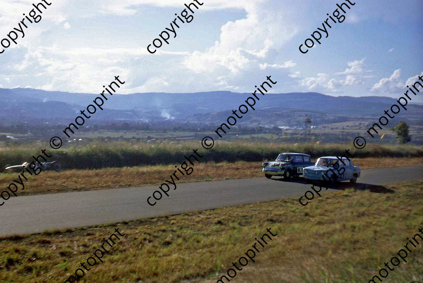 SL D Pearson passing Ogilvie R8 (Easter)